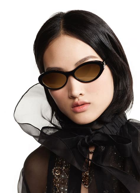 chanel sunglasses fall 2019|chanel sunglasses with clear sides.